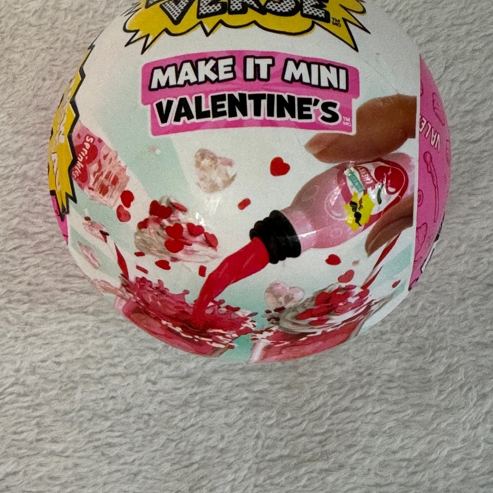 MGA Miniverse Make‎ It Mini Valentine's Sealed Blind Ball New